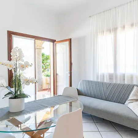 Casa Genziana By Gmb Holidays * Cannigione